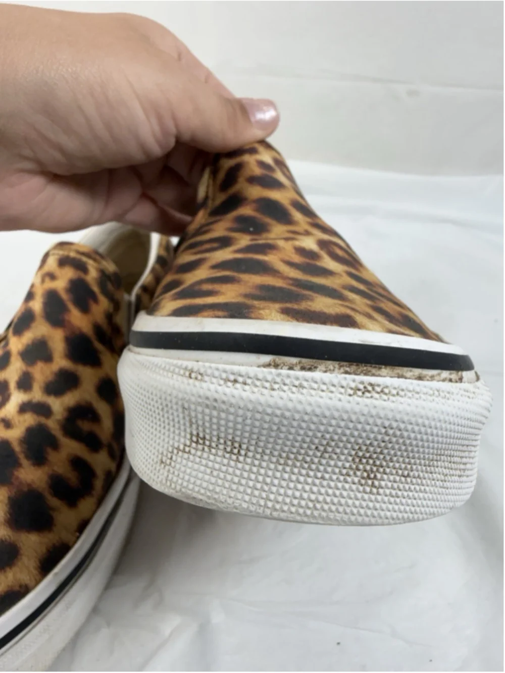 Vans Slip On Leopard Womens Size 7 Animal Print Shoes Skateboarding Casual